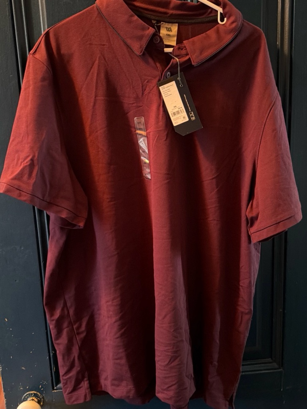 Men's Short-Sleeve Polo in Deep Maroon